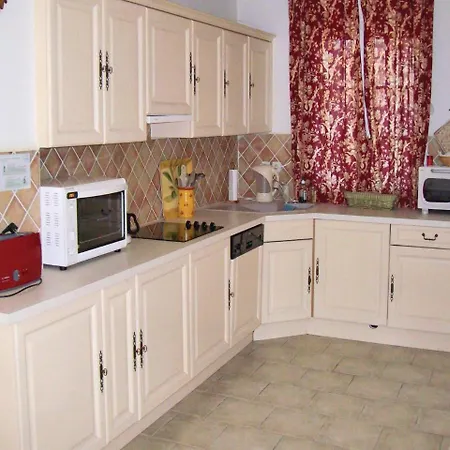 Holiday home Holiday Les Parcs De Gassin