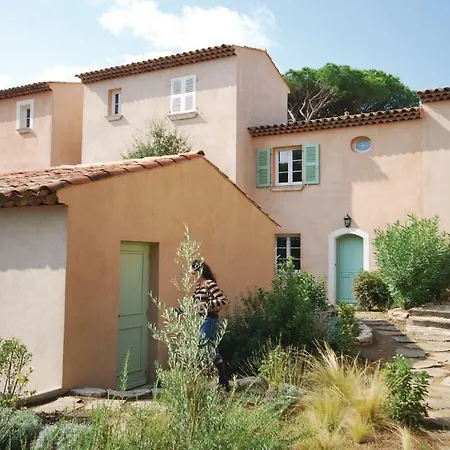 Holiday home Holiday Les Parcs De Gassin