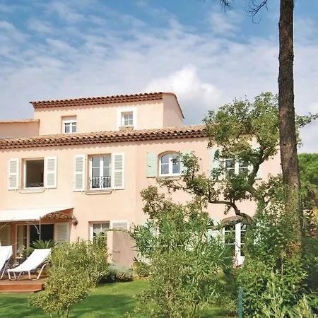 Holiday Les Parcs De Gassin Hébergement de vacances